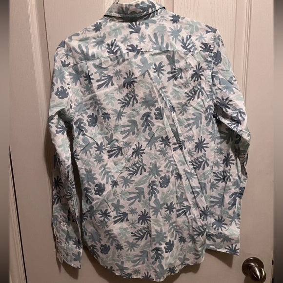 Club Monaco mens XS button down. - Picture 2 of 4